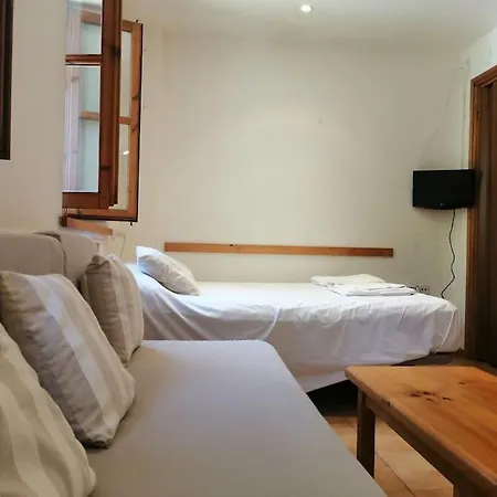 Estudio Luminoso Para Estancia Larga En La Vall De Boi